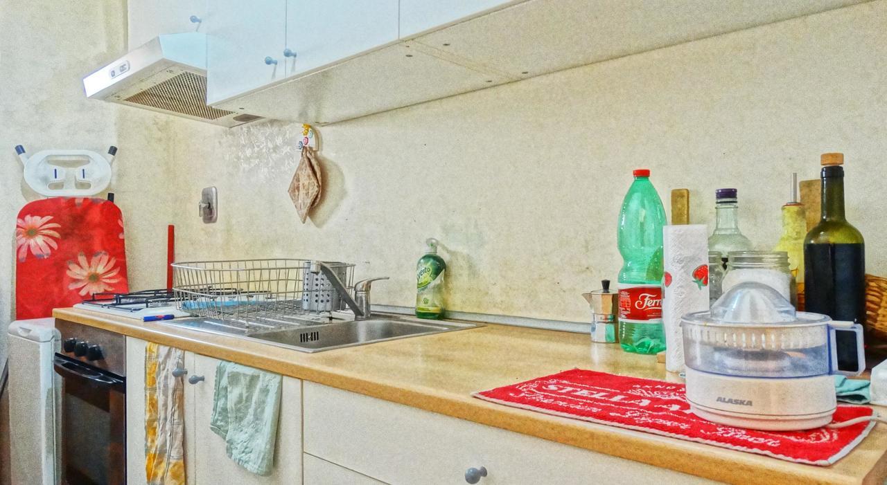 ローマ Gite House Bed & Breakfast エクステリア 写真